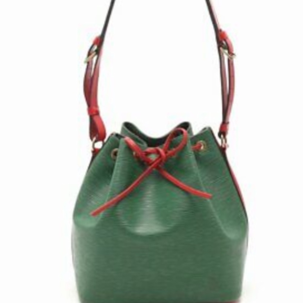 LOUIS VUITTON Pucci Noe Epi shoulder bag